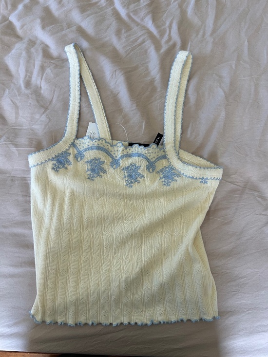 Urban Outfitters Tops - Urban outfitters cami